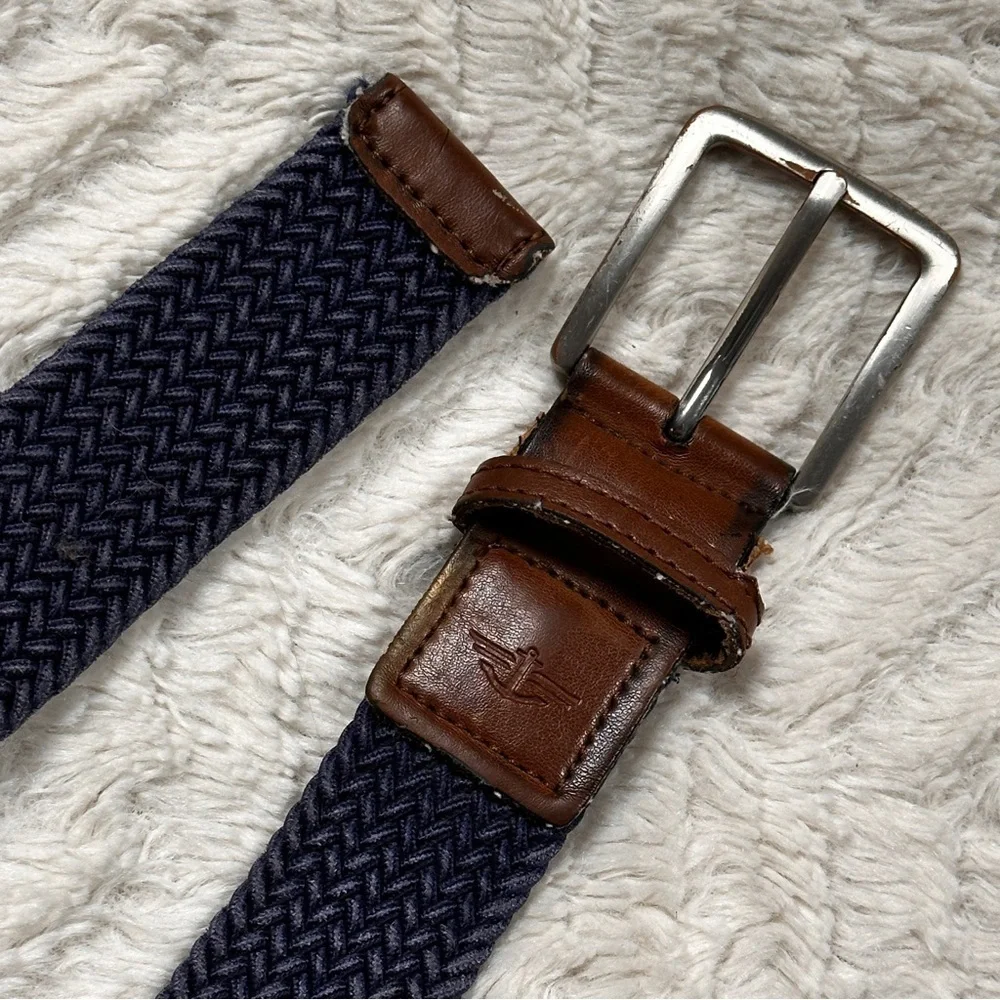 DOCKERS! COMFORT STRETCH WOVEN NAVY AND BROWN LEATHER TRIM BELT, ADJUSTABLE